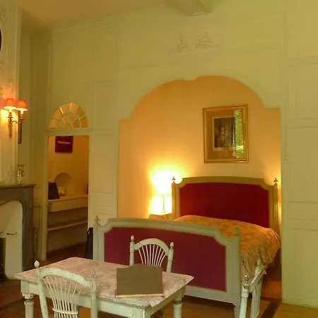 Château Du Prada Maison d'hôtes